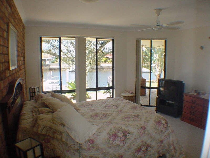 2/22 Island Parade, Banksia Beach QLD 4507