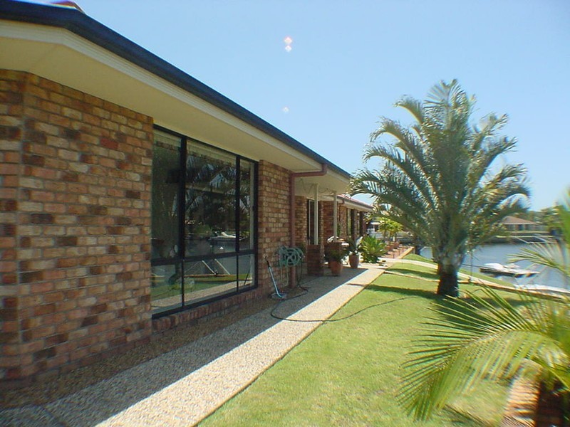 2/22 Island Parade, Banksia Beach QLD 4507