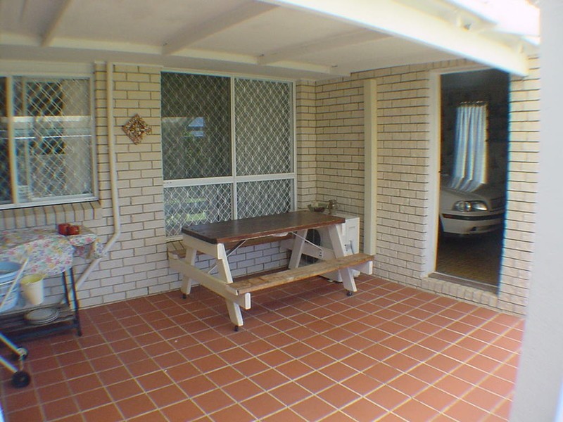 7 Whitepatch Esplanade, Banksia Beach QLD 4507