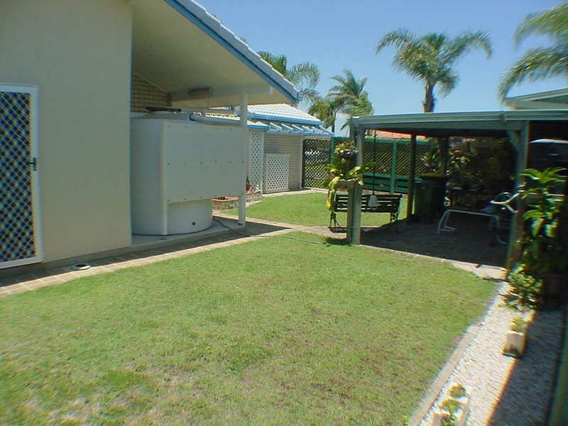 7 Whitepatch Esplanade, Banksia Beach QLD 4507