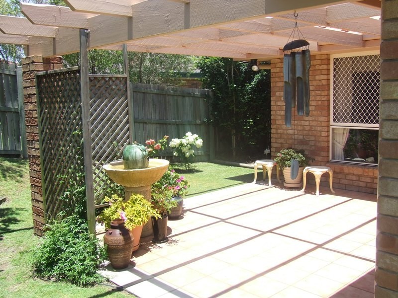 215 Endeavour Drive, Banksia Beach QLD 4507