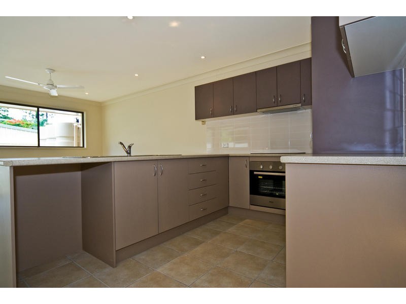 3/33 Cotterill Av, Bongaree QLD 4507