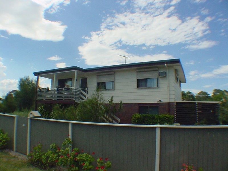 9 Fiona Street, Beachmere QLD 4510