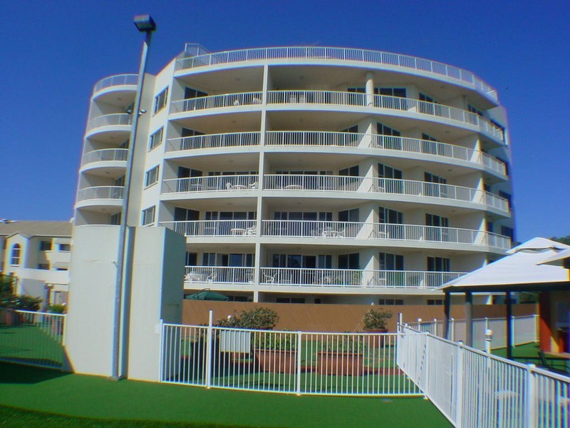 1-5 Links Court, Woorim QLD 4507
