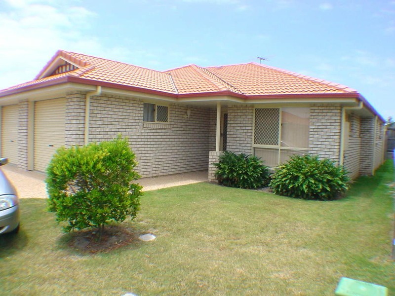 18-210 Bestmann Road, Sandstone Point QLD 4511