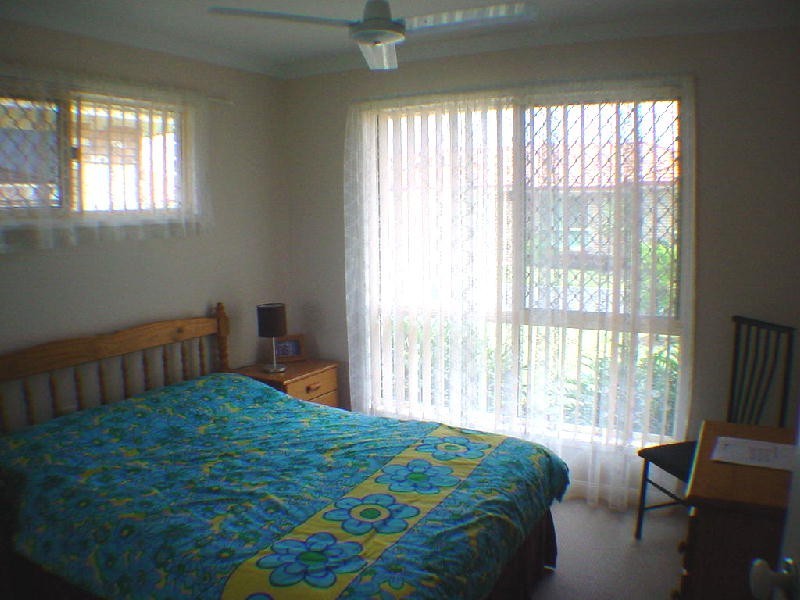 18-210 Bestmann Road, Sandstone Point QLD 4511