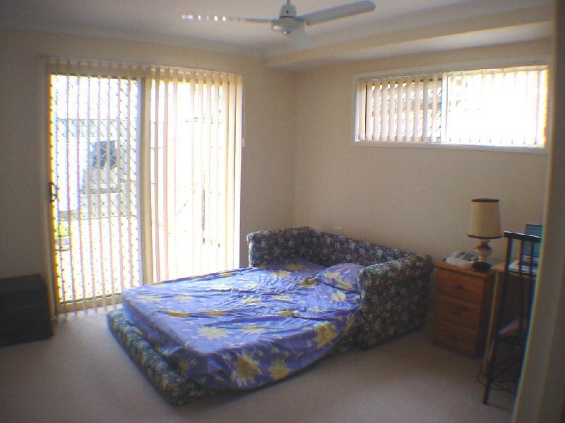 18-210 Bestmann Road, Sandstone Point QLD 4511