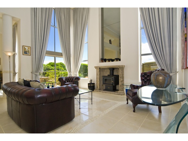 11 Daniel Place, Banksia Beach QLD 4507