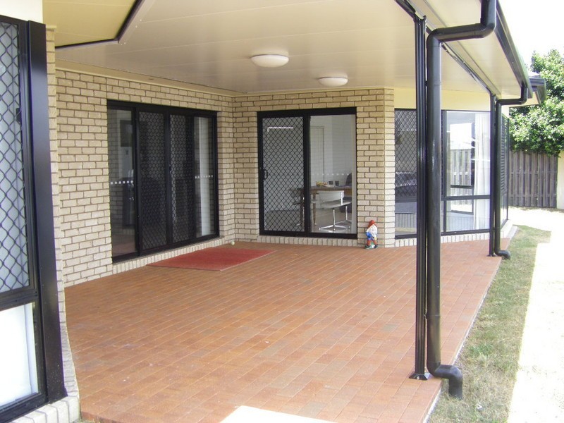 30 Topsail Circuit, Banksia Beach QLD 4507