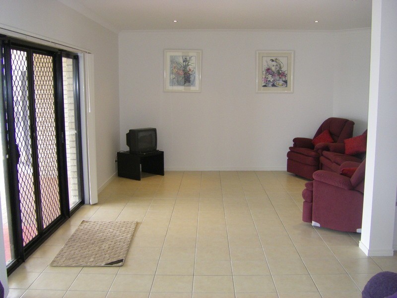 30 Topsail Circuit, Banksia Beach QLD 4507