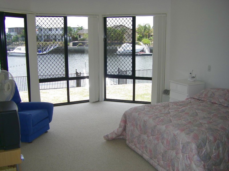 30 Topsail Circuit, Banksia Beach QLD 4507