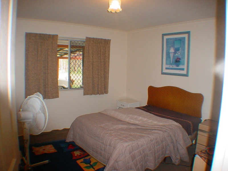 9 Ranald Avenue, Ningi QLD 4511