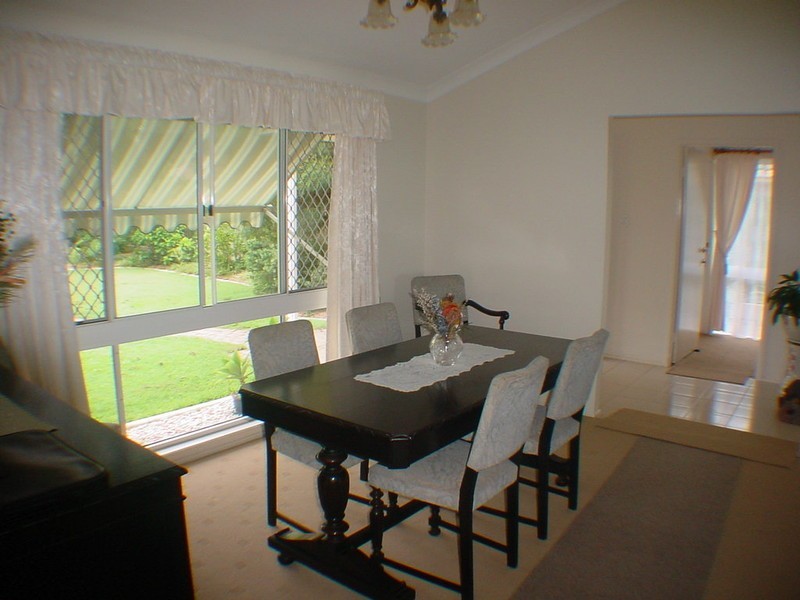 12 Howard Court, Sandstone Point QLD 4511