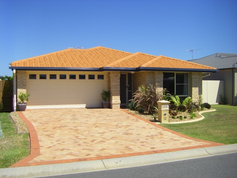 13 Aird Street, Sandstone Point QLD 4511