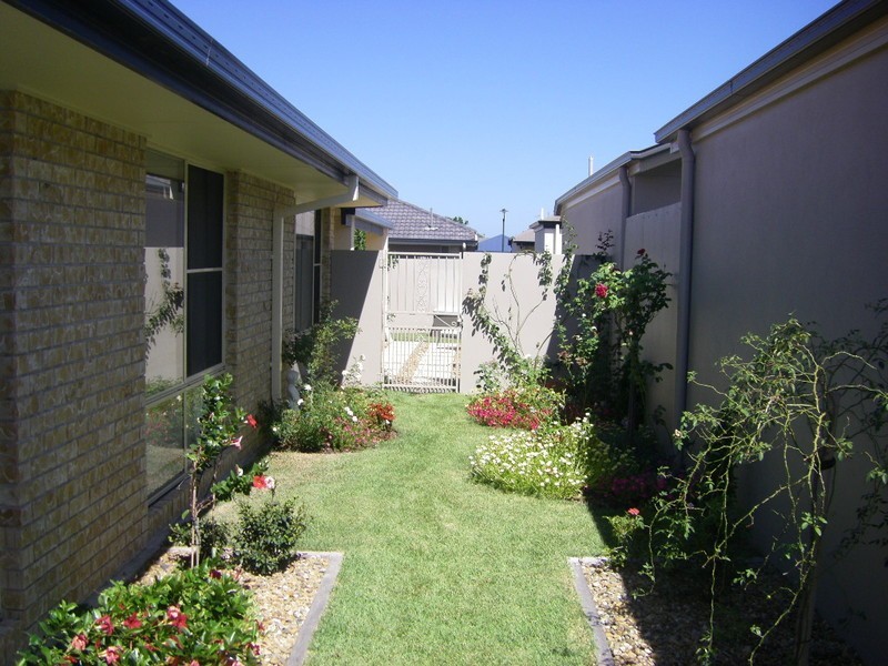 13 Aird Street, Sandstone Point QLD 4511