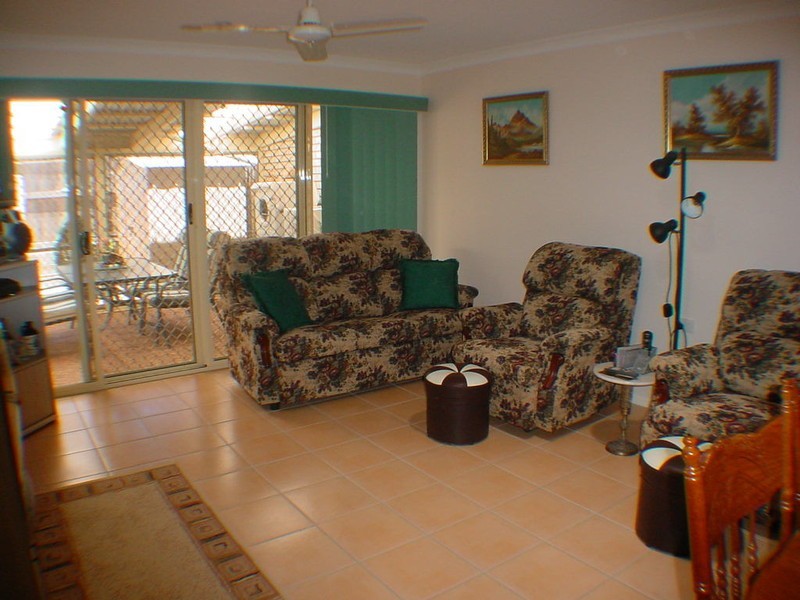 19-210 Bestmann Road East, Sandstone Point QLD 4511