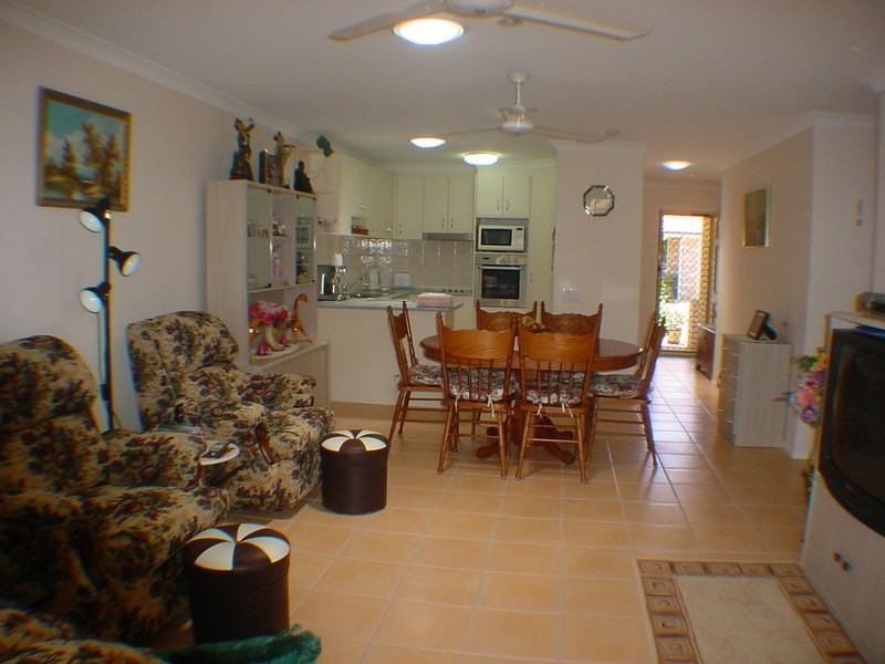 19-210 Bestmann Road East, Sandstone Point QLD 4511