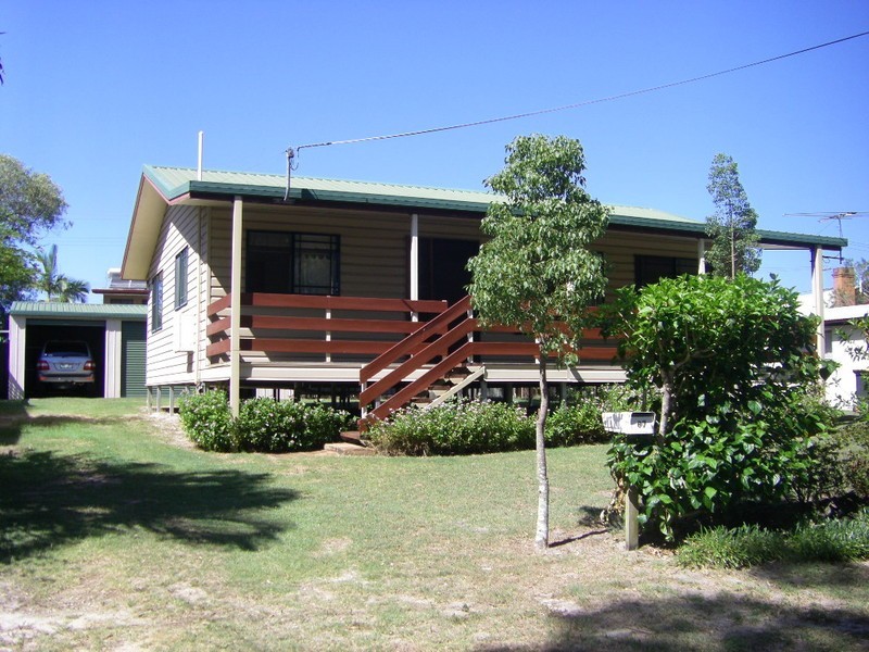 67 Ningi Esplanade, Ningi QLD 4511