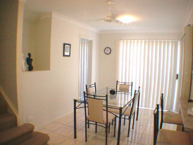 2/9 Third Avenue, Bongaree QLD 4507