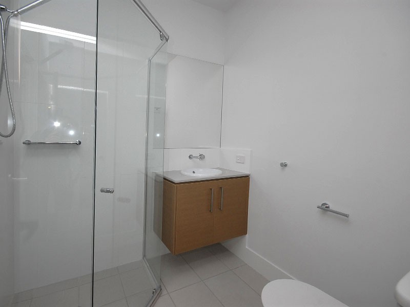 2-11 Wattle Avenue, Bongaree QLD 4507