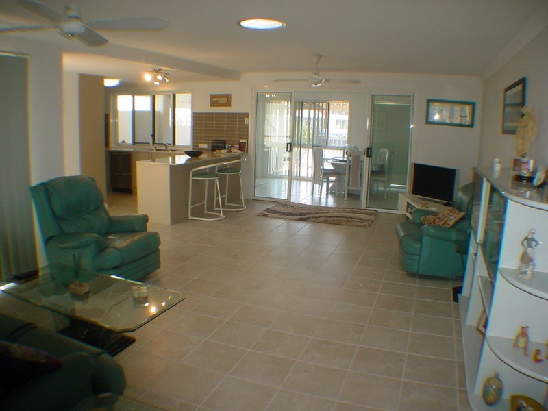 38 Pacific Drive, Banksia Beach QLD 4507