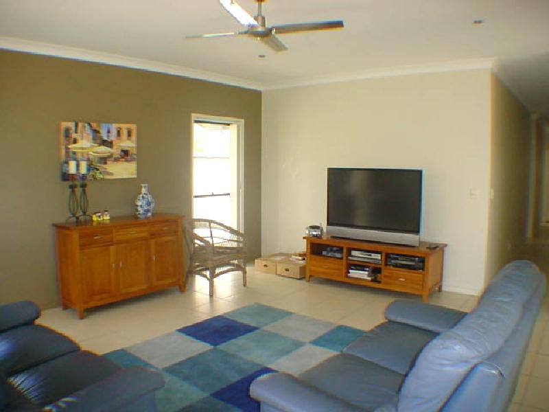 58 Kakadu Circuit, Banksia Beach QLD 4507