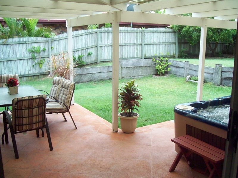 70 Avon Avenue, Banksia Beach QLD 4507