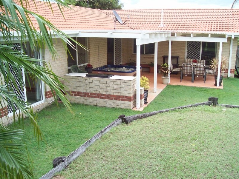 70 Avon Avenue, Banksia Beach QLD 4507