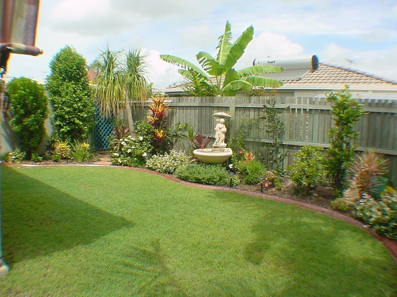 2/5 Headsail Drive, Banksia Beach QLD 4507