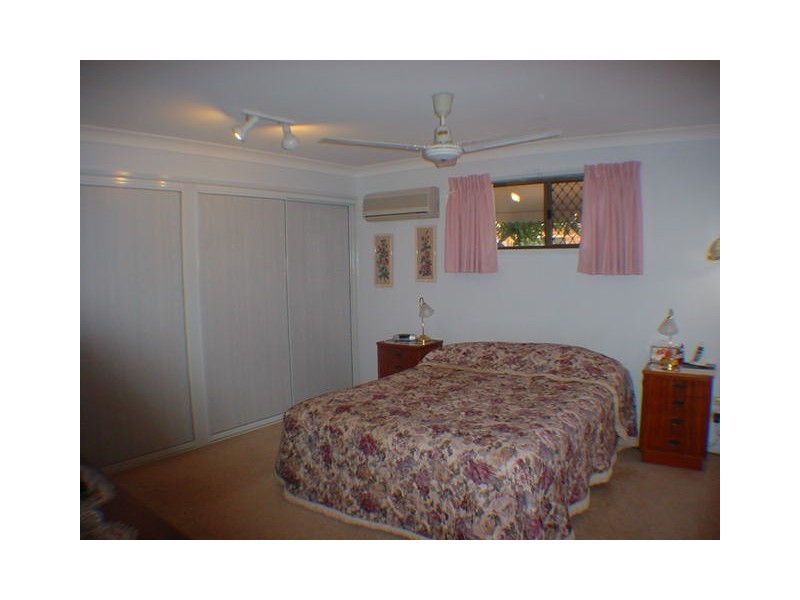 88 Bestmann Road East, Sandstone Point QLD 4511