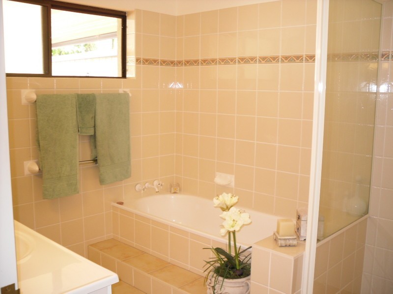 7 Tully Street, Bongaree QLD 4507