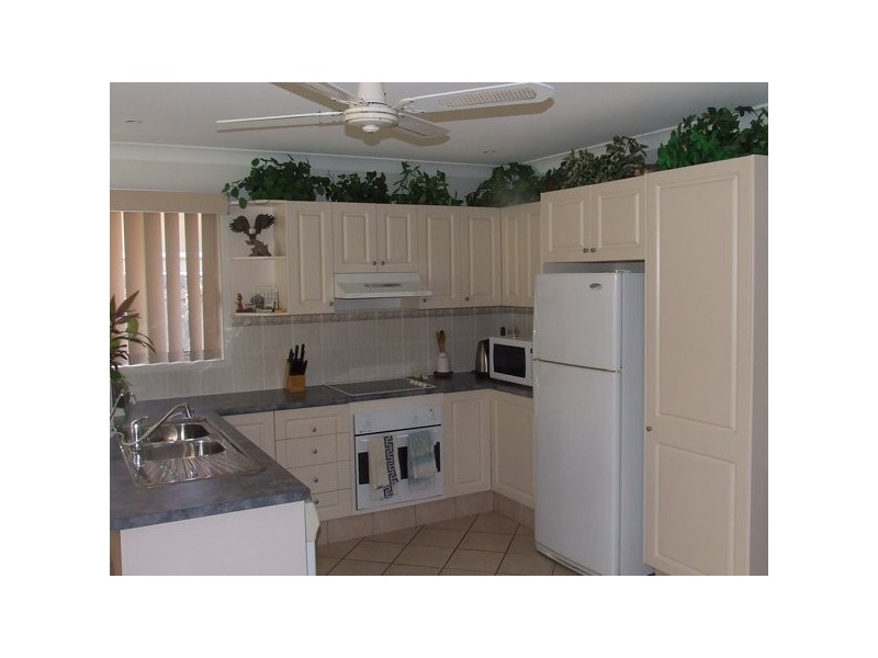 185 Endeavour Drive, Banksia Beach QLD 4507