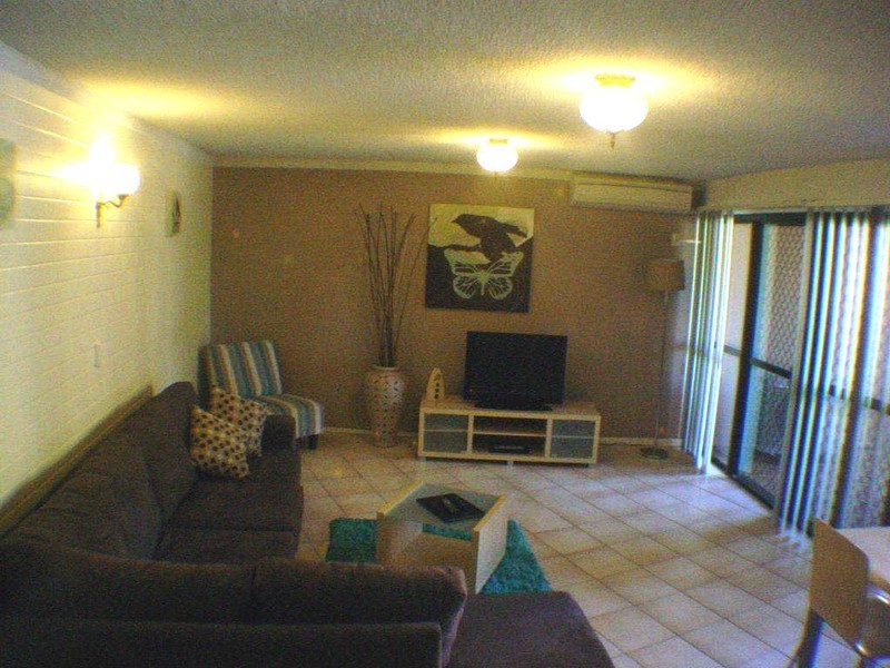 4-21 Toorbul Street, Bongaree QLD 4507