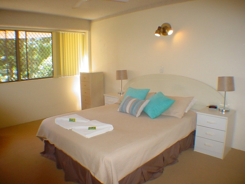 4-21 Toorbul Street, Bongaree QLD 4507