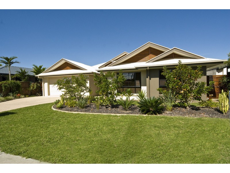 112 Endeavour Drive, Banksia Beach QLD 4507