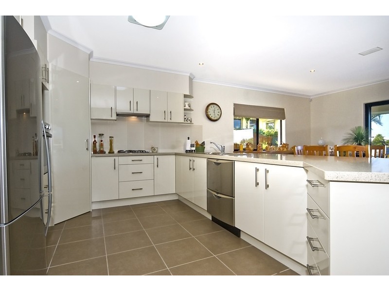 112 Endeavour Drive, Banksia Beach QLD 4507
