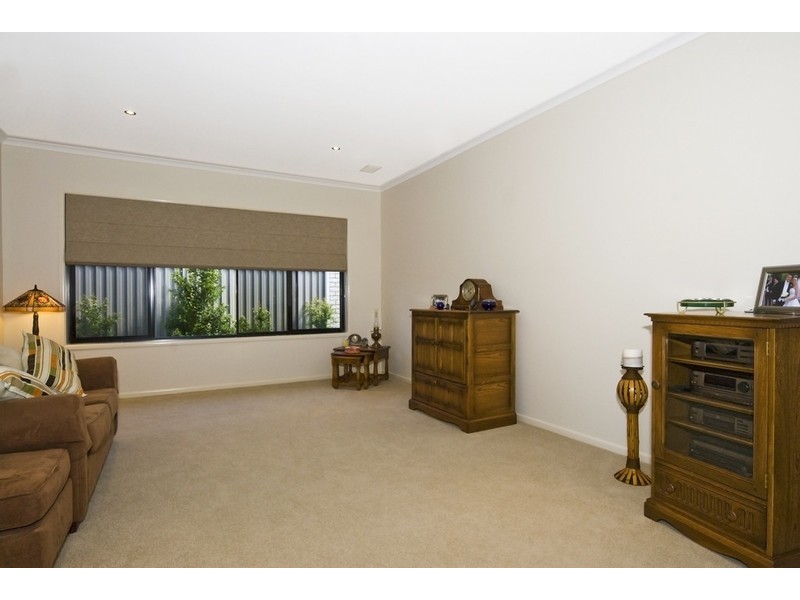 112 Endeavour Drive, Banksia Beach QLD 4507