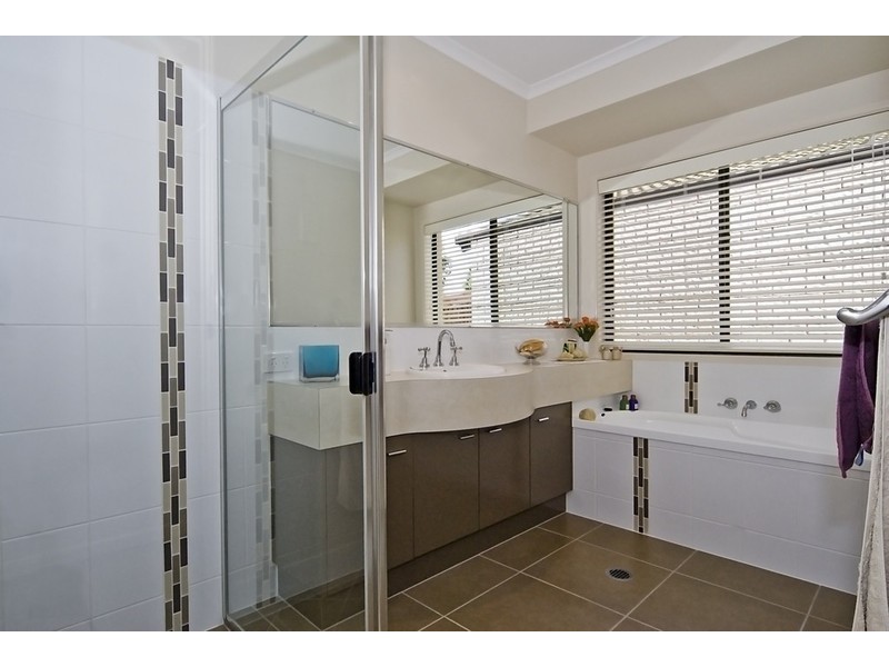 112 Endeavour Drive, Banksia Beach QLD 4507