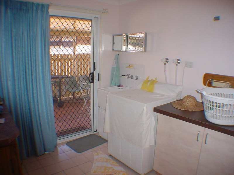1 Weddel Court, Bongaree QLD 4507