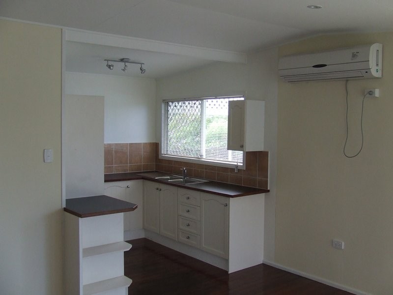 4 Beagle Avenue, Banksia Beach QLD 4507