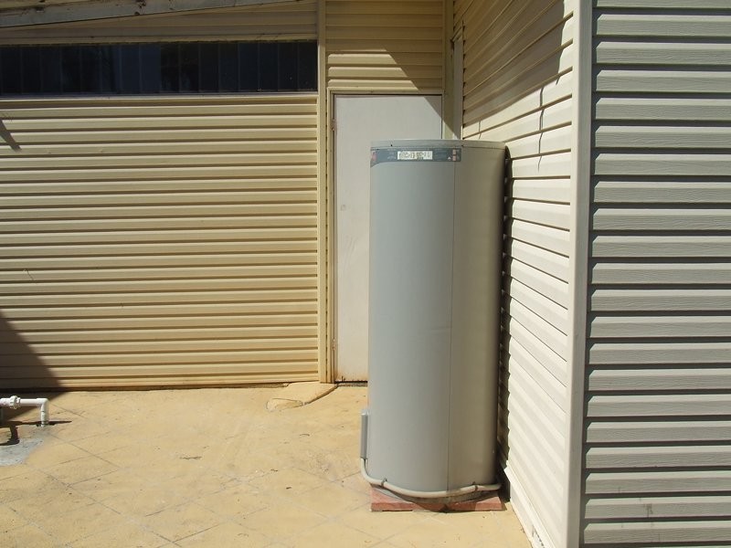 4 Beagle Avenue, Banksia Beach QLD 4507