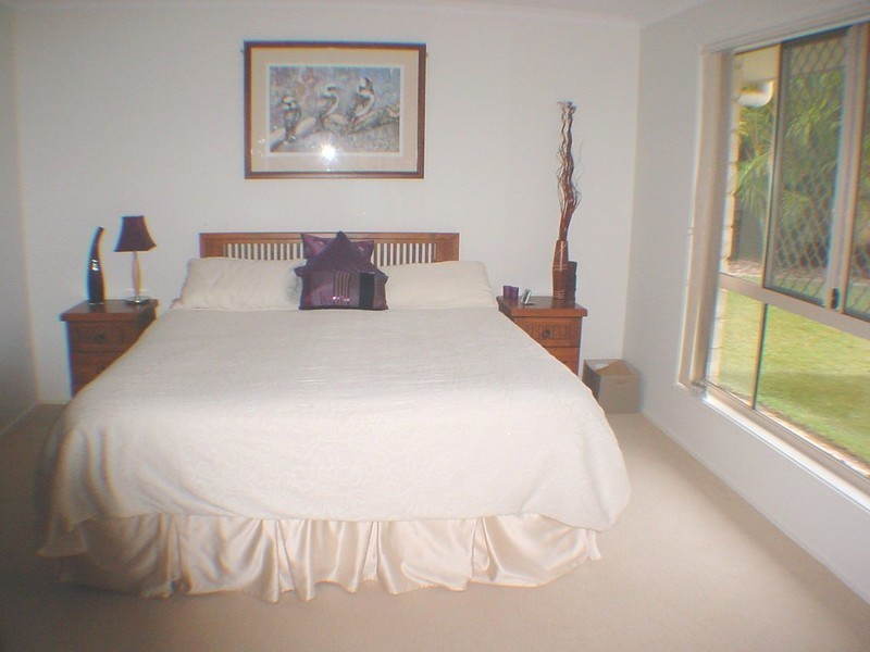 7 Wategoes Street, Sandstone Point QLD 4511