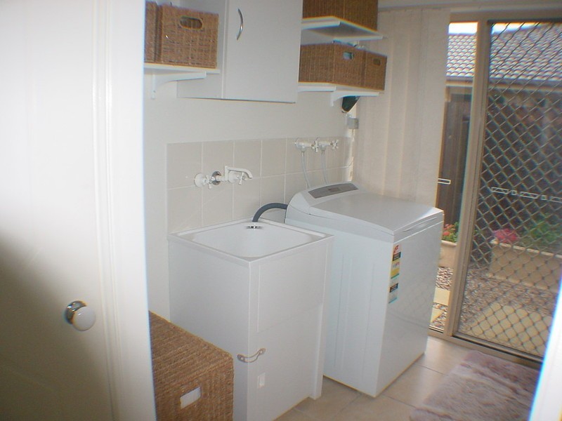 7 Wategoes Street, Sandstone Point QLD 4511