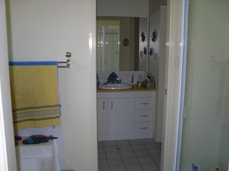 4 Trimaran Court, Banksia Beach QLD 4507