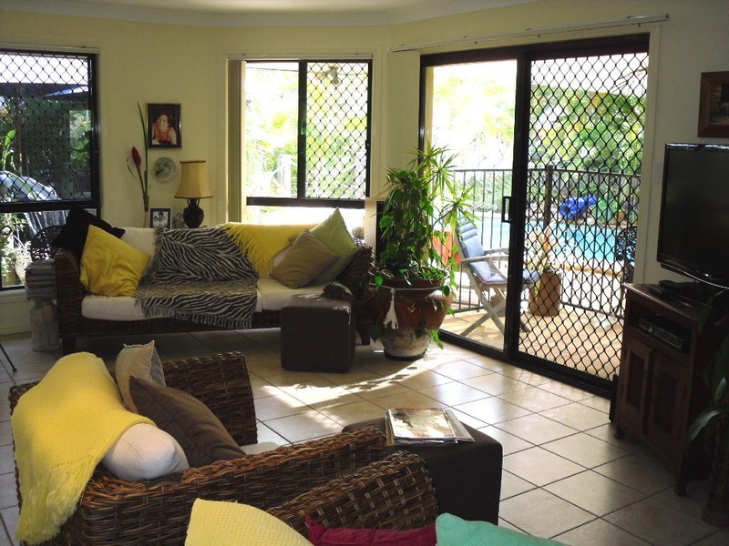 4 Trimaran Court, Banksia Beach QLD 4507