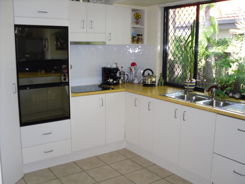 4 Trimaran Court, Banksia Beach QLD 4507