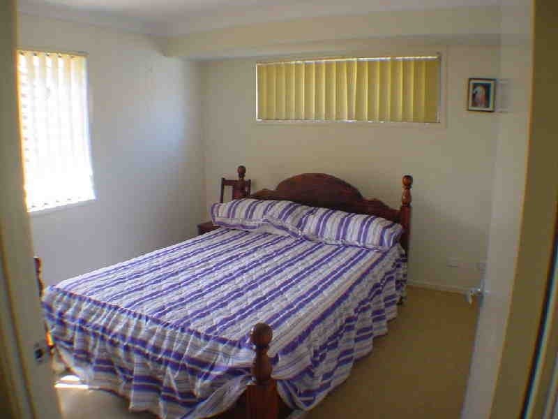 7-8 Spinnaker Drive, Sandstone Point QLD 4511