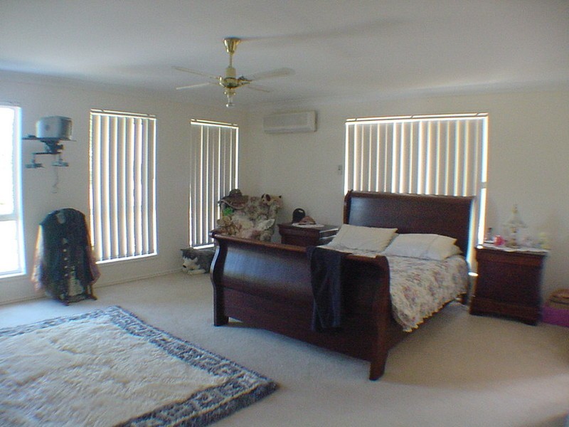 175 Endeavour Drive, Banksia Beach QLD 4507