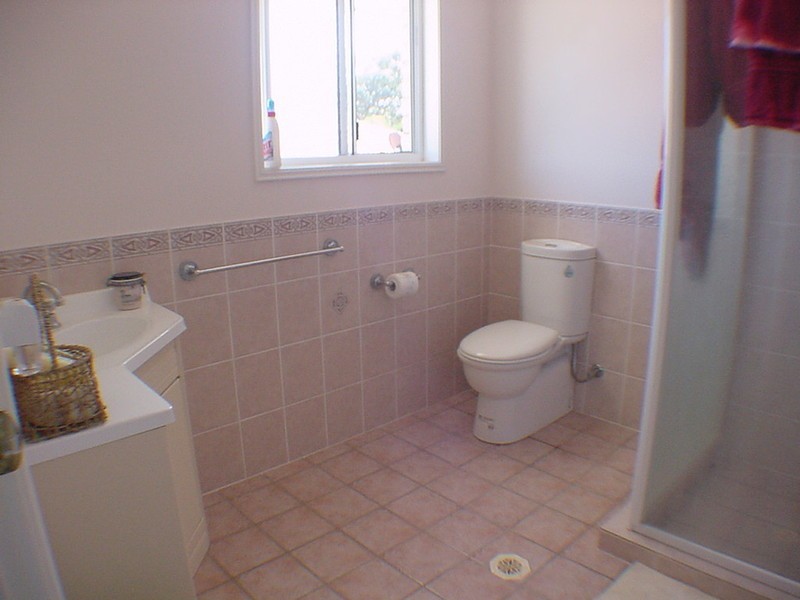 175 Endeavour Drive, Banksia Beach QLD 4507