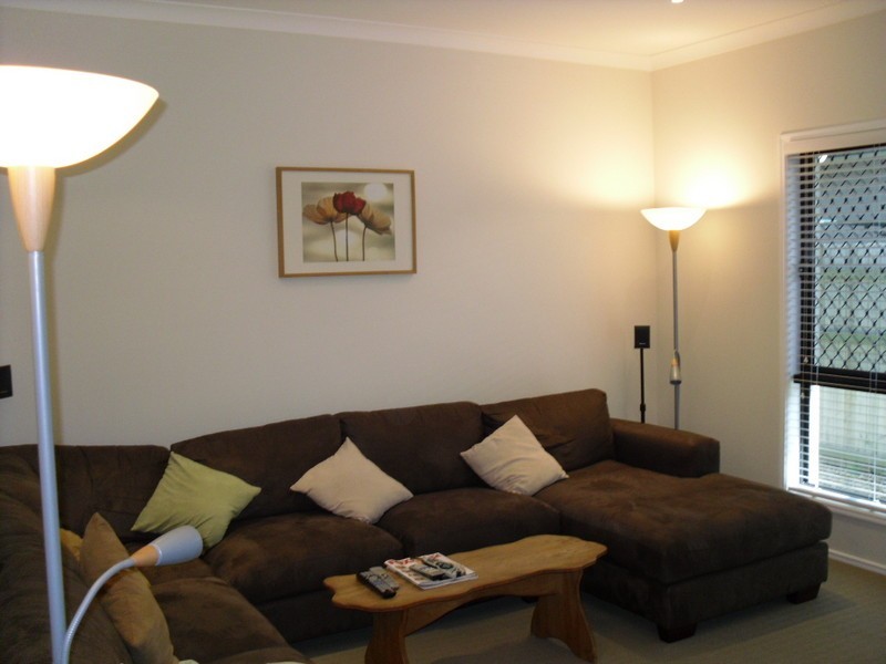 3 Seaeagle Place, Banksia Beach QLD 4507